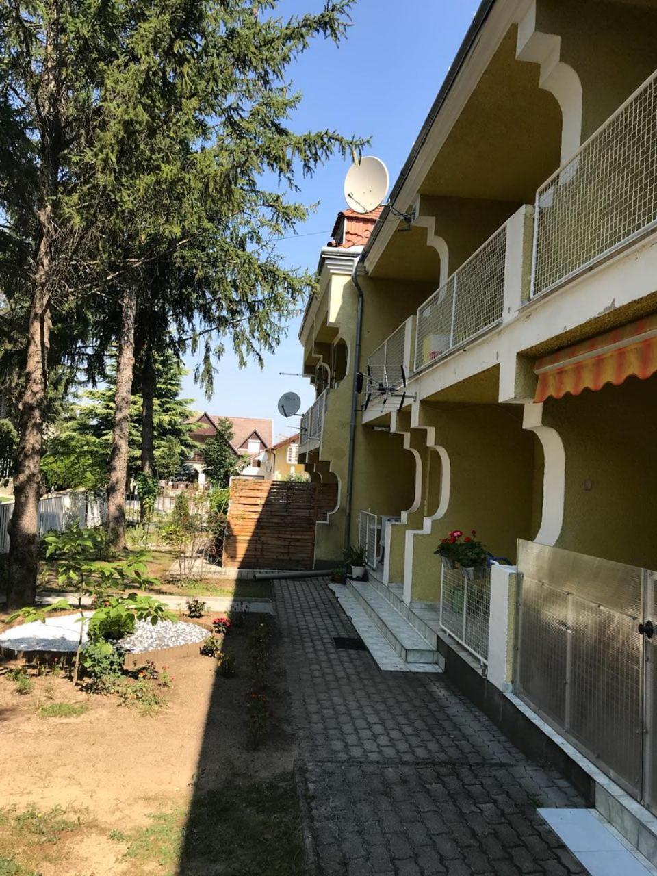 Sofia Lägenhet Hévíz Exteriör bild